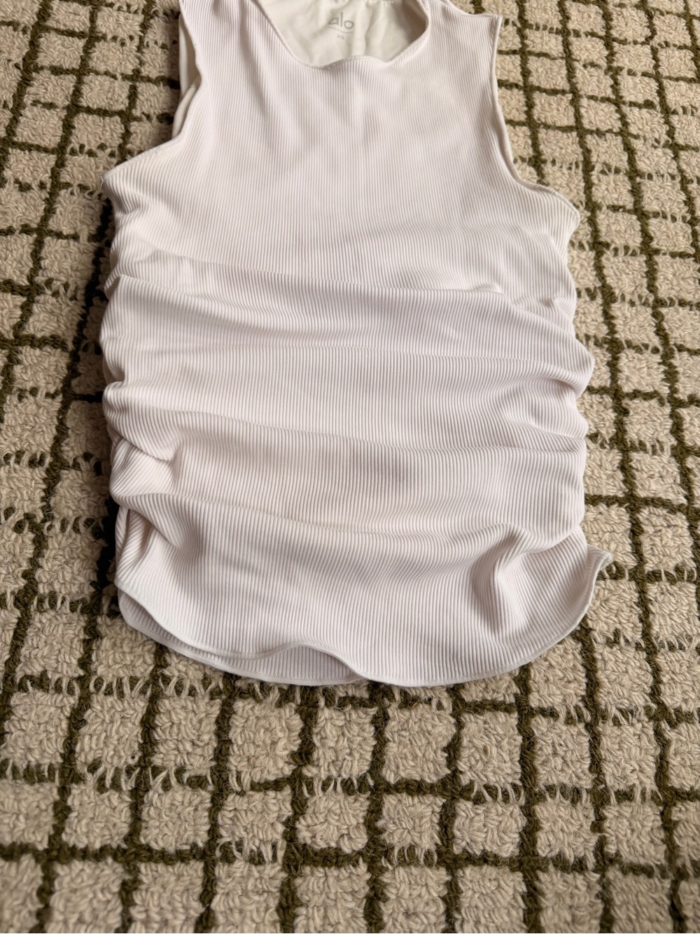 Alo Ribbed En Pointe Tank - Picture 11 of 13